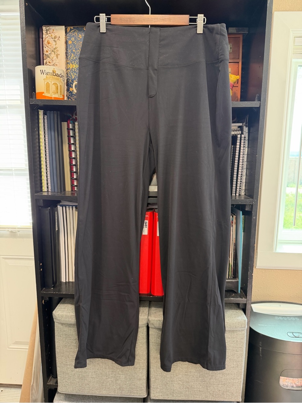 HALARA Black Women’s Wide-Leg Pants